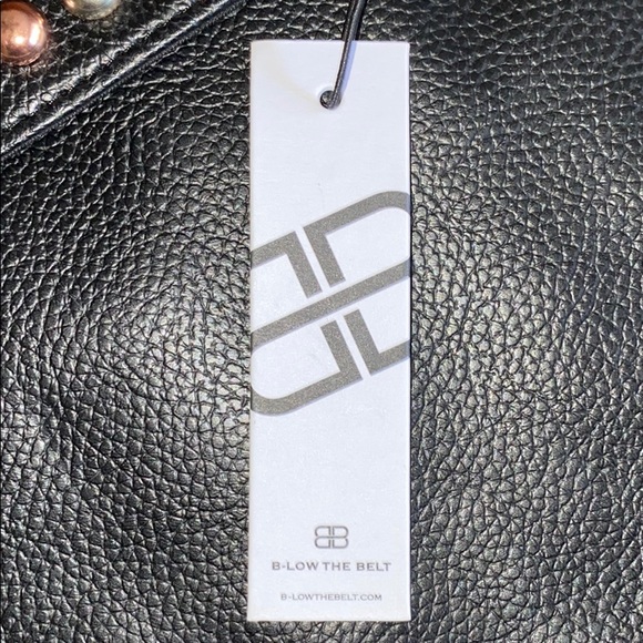 Ladies clutch and cosmetic bag duo - Picture 4 of 16